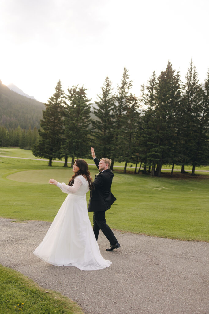 bride and groom leaving the wedding venue