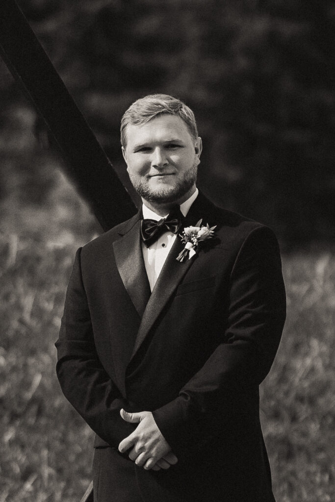 groom sees his bride for the first time