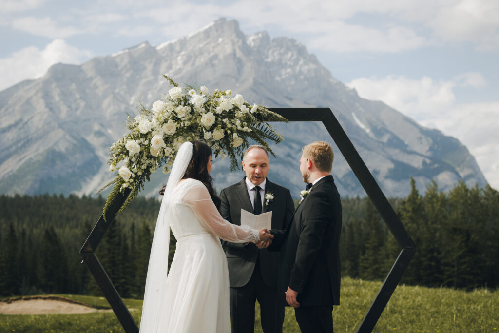 mountain wedding ceremony
